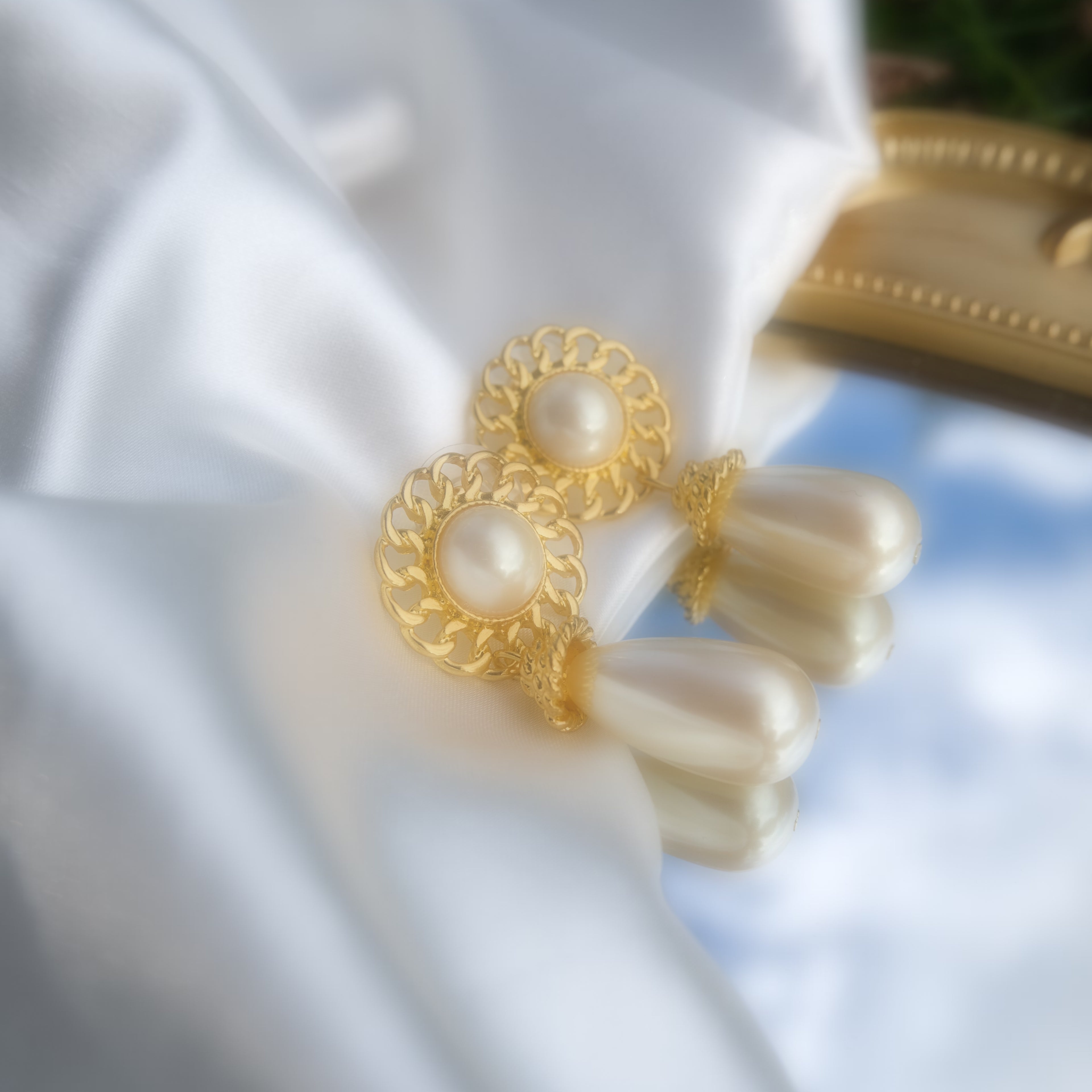 Maria Pearl Earrings