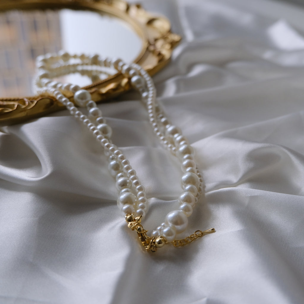 Lune Blanche" Pearl Necklace