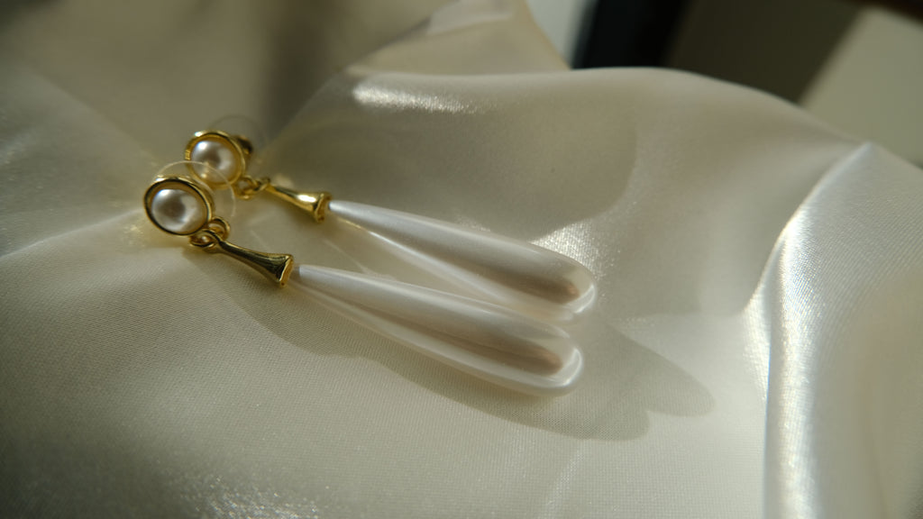 Elizabeth Drop earrings